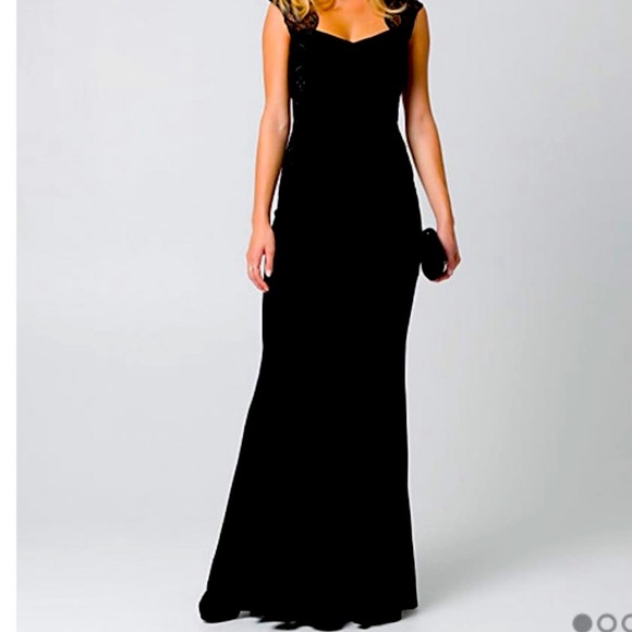 le chateau Dresses & Skirts - Beautiful like new Le Chateau Lace and knit sweetheart evening gown dress Large